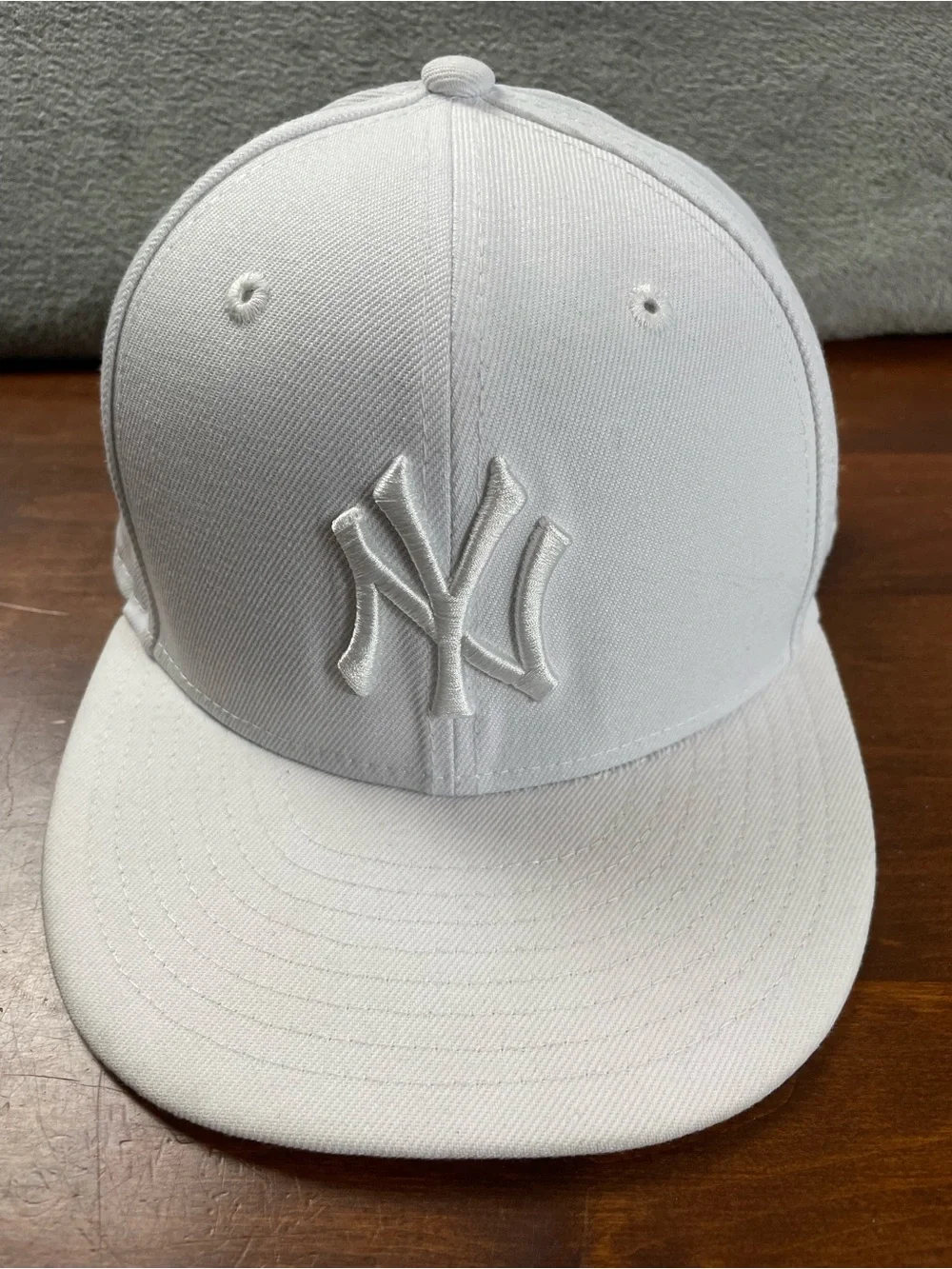 New York Yankees Hat Cap Fitted Mens 7 3/8 White MLB Harlem New Era 59FIFTY